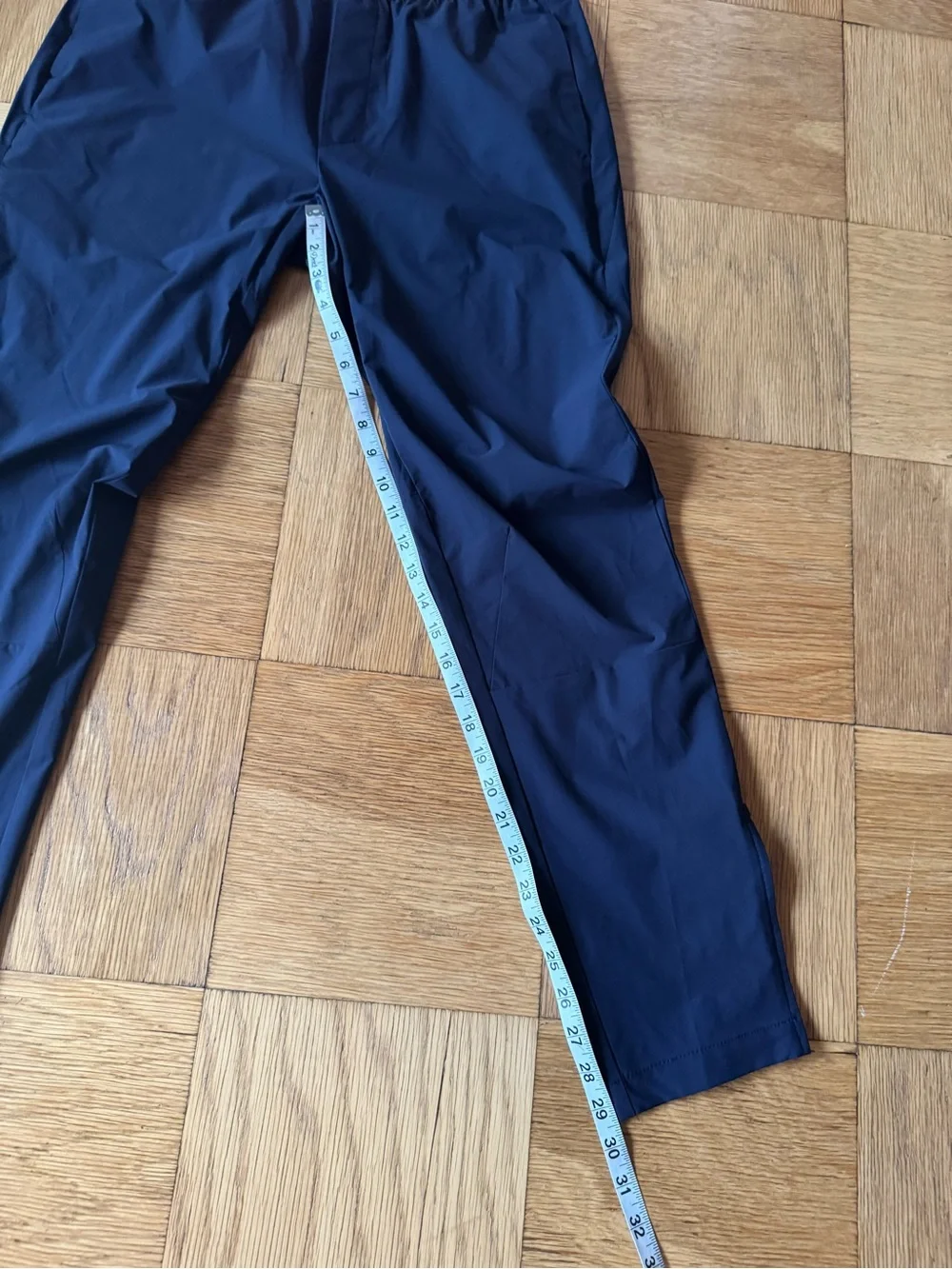BR Banana Republic Mens Standard Storm Solo Tech Hybrid Pants Preppy Navy Medium